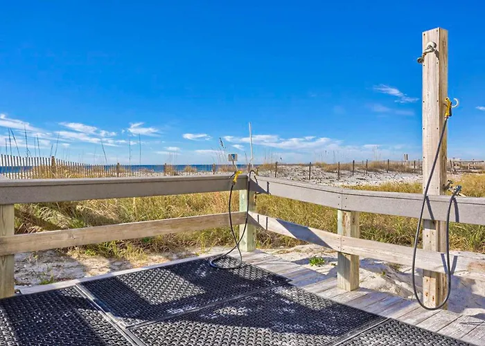 Beachfront W Great Gulf View Balcony & Shared Pools Hot Tubs Sauna & Gym Holiday home *
