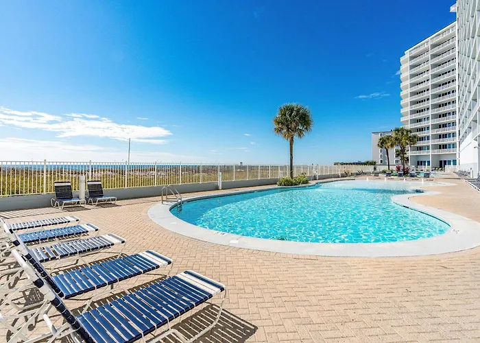 Beachfront W Great Gulf View Balcony & Shared Pools Hot Tubs Sauna & Gym Holiday home